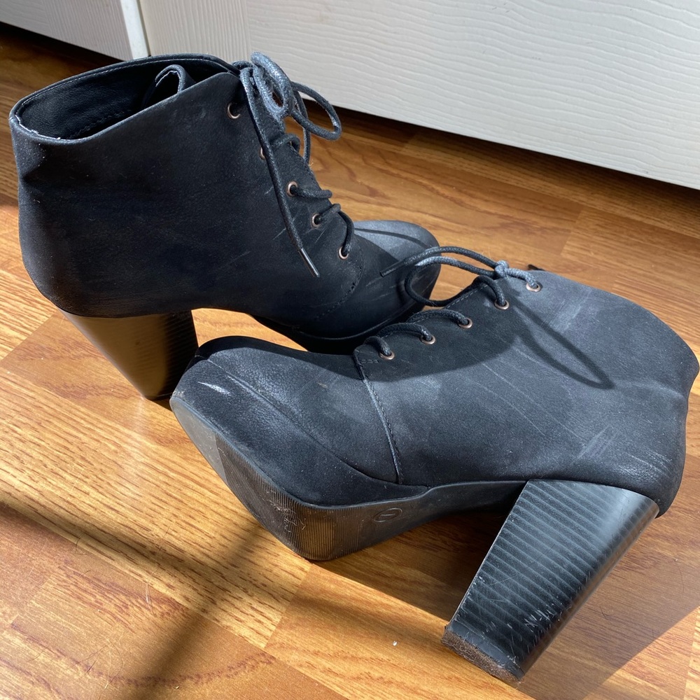 Booties - Picture 5 of 7